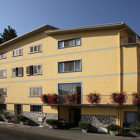 Albergo Terme Santamaria 卡斯泰尔福尔泰 外观 照片