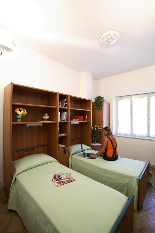 Albergo Terme Santamaria 卡斯泰尔福尔泰 外观 照片